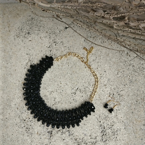 Super Chic Black Handmade Necklace - Picture 6 of 9